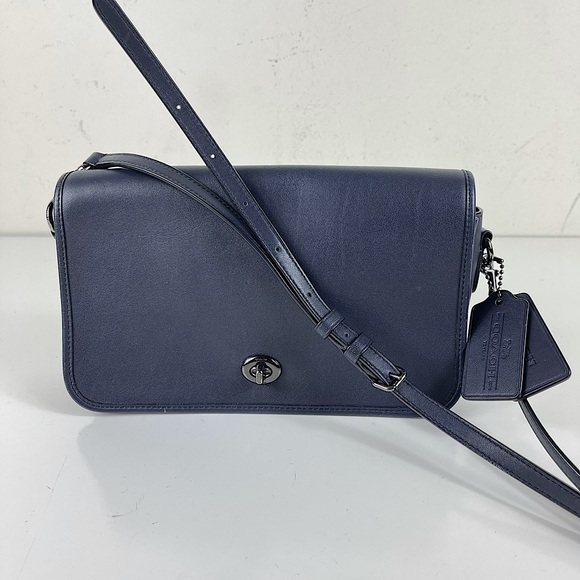 COACH Classic Turnlock Leather Crossbody Shoulder Bag In Glovetanned Leather - Picture 3 of 14